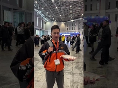 19. Şangay Otomechanika'ya katılmanızı istiyoruz.